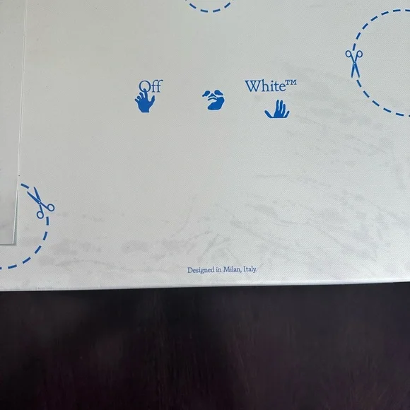 Size 9 - Off-White Vulcanized Mid White Black - Picture 6 of 7